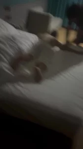 00 后少妇 SPA，申请论坛邀请码